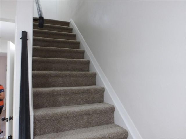 6619 N Stoney PT, Norfolk, VA 23502