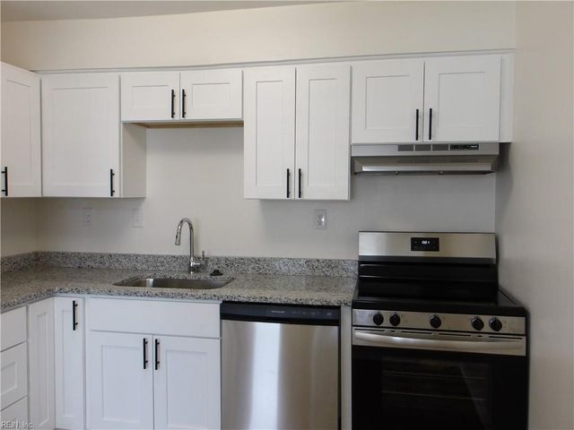 6619 N Stoney PT, Norfolk, VA 23502
