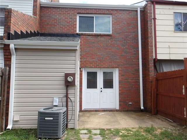 6619 N Stoney PT, Norfolk, VA 23502