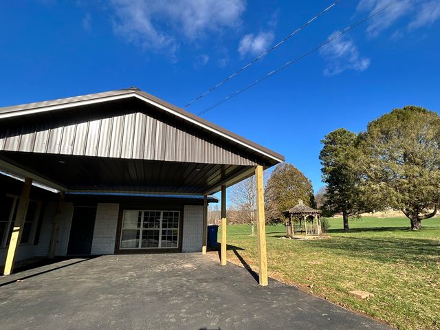 2252 Grundy Road, Somerset, KY 42501