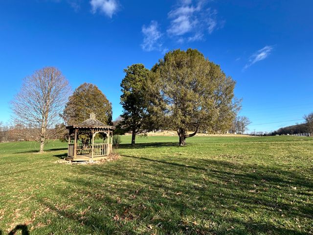 2252 Grundy Road, Somerset, KY 42501