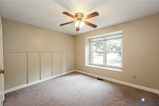 2806 Cove Ridge Rd, Midlothian, VA 23112