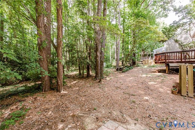 2806 Cove Ridge Rd, Midlothian, VA 23112