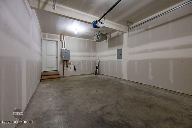 8542 N Wasilla Fishhook Road, Palmer, AK 99645