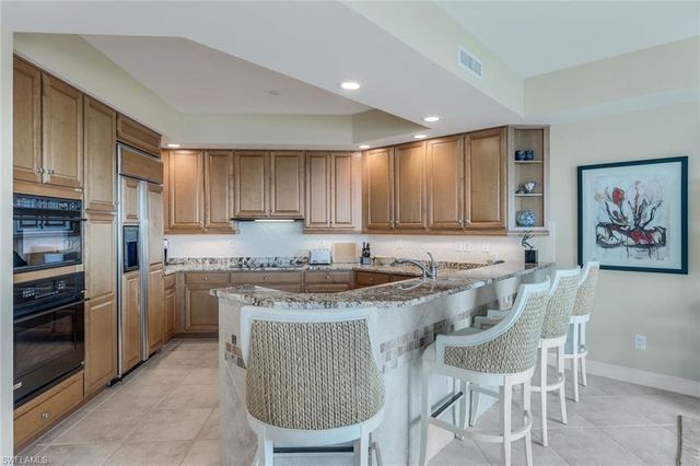 295 Grande WAY 1202, Naples, FL 34110