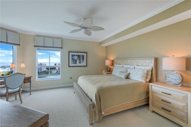 295 Grande WAY 1202, Naples, FL 34110