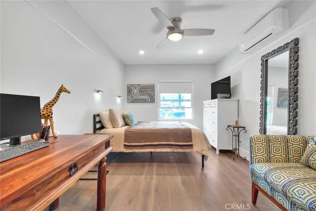 256 Falcon, Long Beach, CA 90802