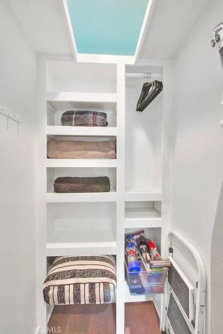 256 Falcon, Long Beach, CA 90802