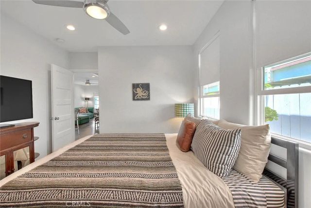 256 Falcon, Long Beach, CA 90802