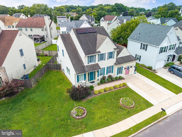 115 STONE HENGE DR, Swedesboro, NJ 08085