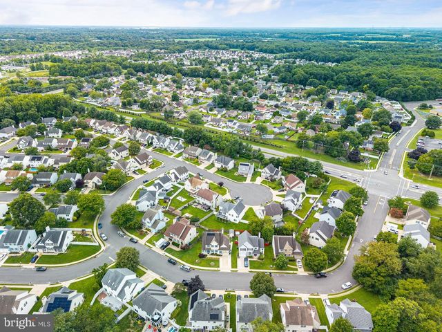 115 STONE HENGE DR, Swedesboro, NJ 08085