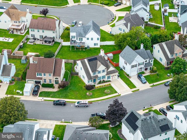 115 STONE HENGE DR, Swedesboro, NJ 08085
