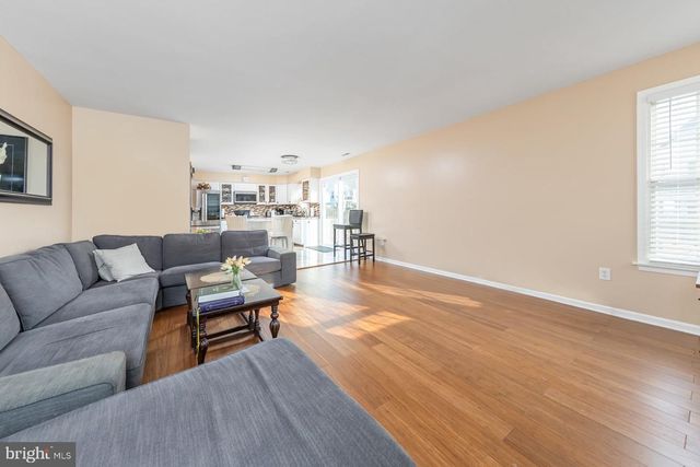 115 STONE HENGE DR, Swedesboro, NJ 08085