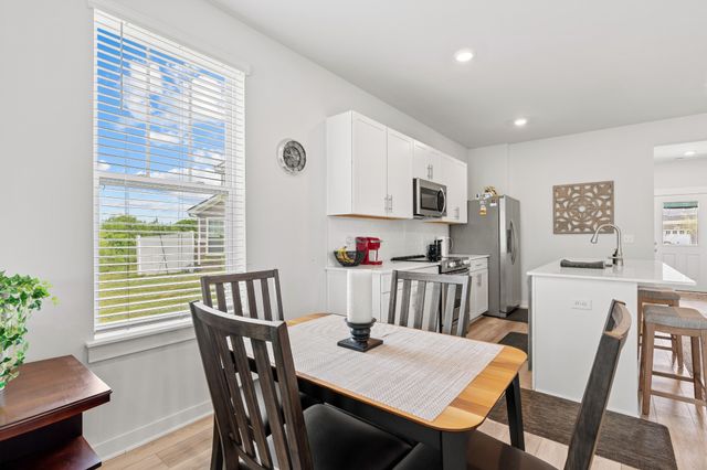 755 Mickelson Way, Lebanon, TN 37087