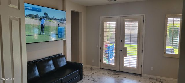 8115 W SAN MIGUEL Avenue, Glendale, AZ 85303