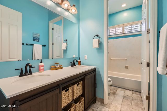 8115 W SAN MIGUEL Avenue, Glendale, AZ 85303