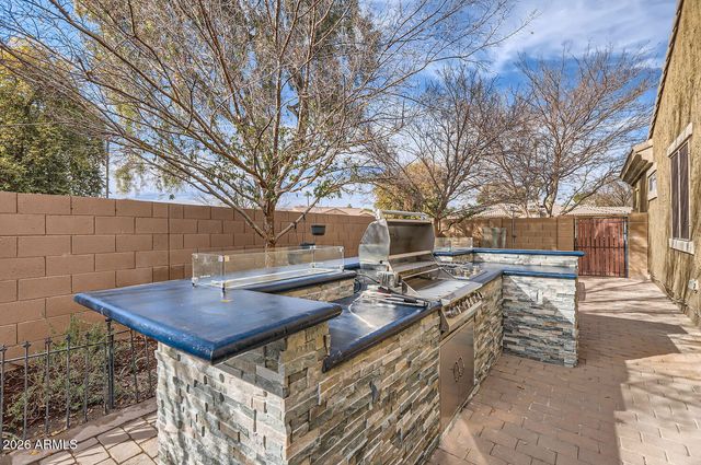 8115 W SAN MIGUEL Avenue, Glendale, AZ 85303