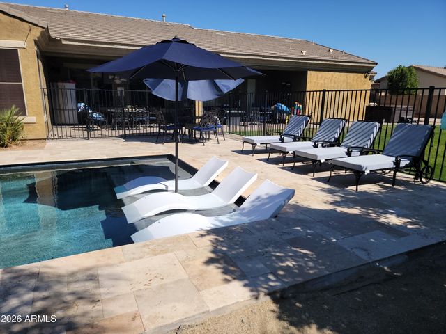 8115 W SAN MIGUEL Avenue, Glendale, AZ 85303