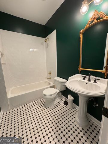 1776 Old Country Place, Woodstock, GA 30188