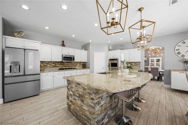 453 Mountain Villa Drive, Las Vegas, NV 89110