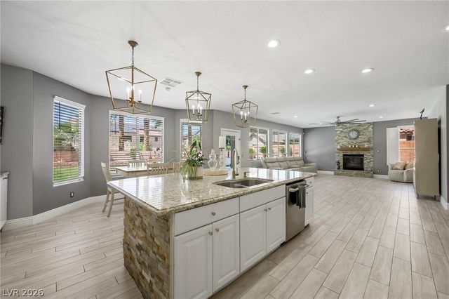 453 Mountain Villa Drive, Las Vegas, NV 89110