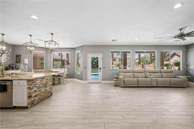 453 Mountain Villa Drive, Las Vegas, NV 89110