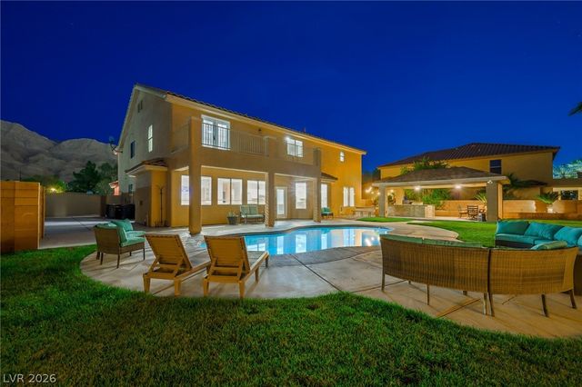 453 Mountain Villa Drive, Las Vegas, NV 89110