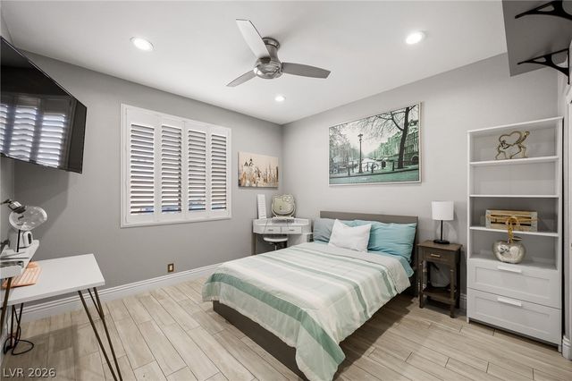 453 Mountain Villa Drive, Las Vegas, NV 89110