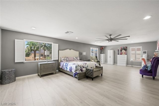 453 Mountain Villa Drive, Las Vegas, NV 89110
