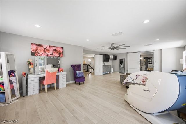 453 Mountain Villa Drive, Las Vegas, NV 89110