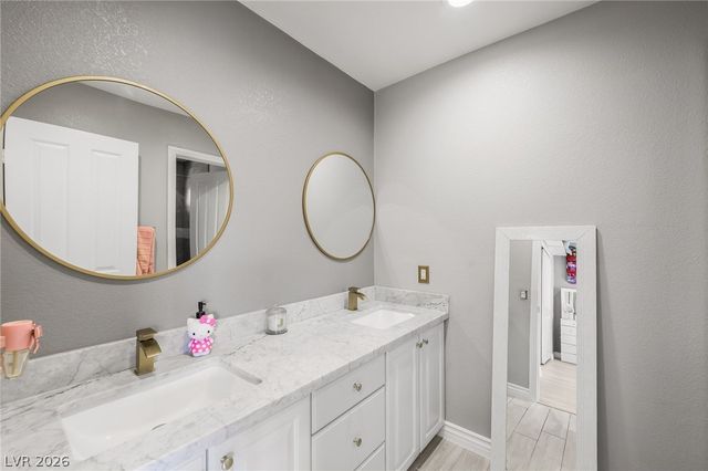 453 Mountain Villa Drive, Las Vegas, NV 89110