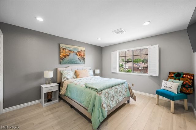 453 Mountain Villa Drive, Las Vegas, NV 89110