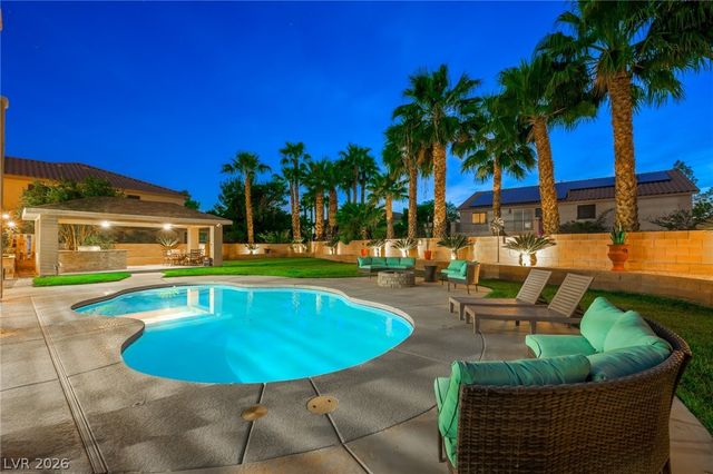 453 Mountain Villa Drive, Las Vegas, NV 89110
