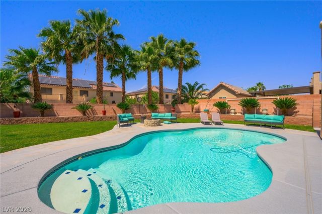453 Mountain Villa Drive, Las Vegas, NV 89110