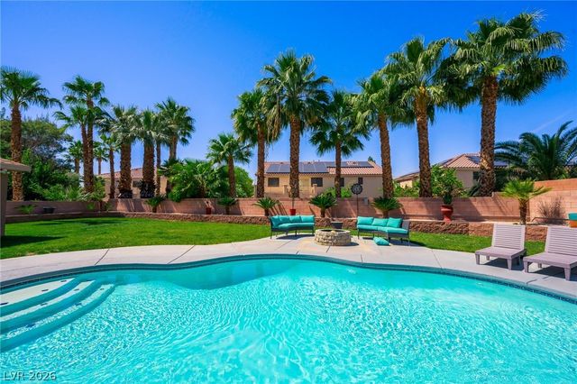 453 Mountain Villa Drive, Las Vegas, NV 89110