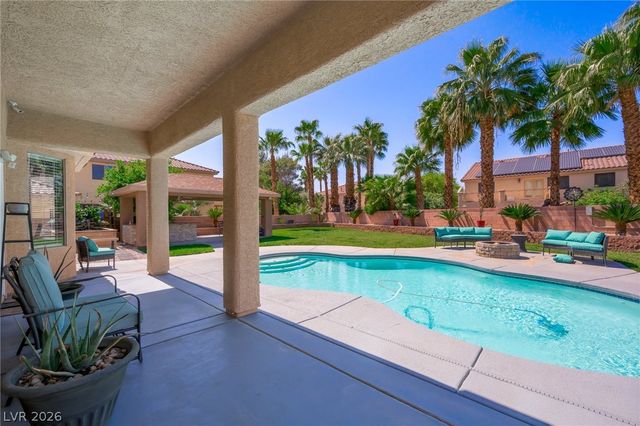 453 Mountain Villa Drive, Las Vegas, NV 89110