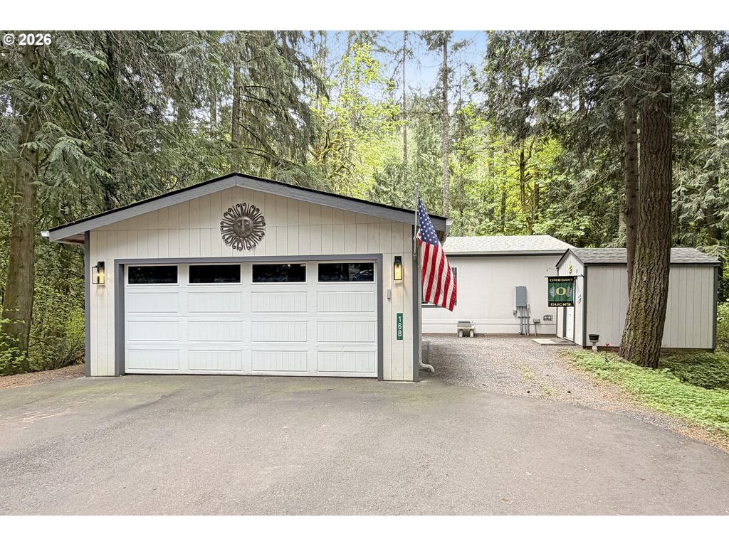 32700 Se LEEWOOD Ln 16B, Boring, OR 97009