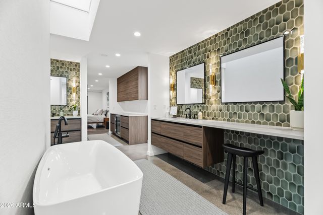 8610 E IRISH HUNTER Trail, Scottsdale, AZ 85258