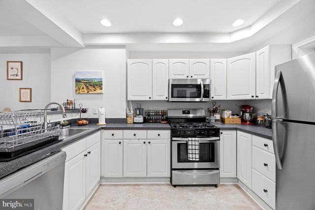 420 E CLEMENT ST, Baltimore, MD 21230