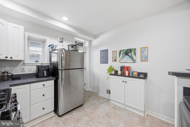 420 E CLEMENT ST, Baltimore, MD 21230