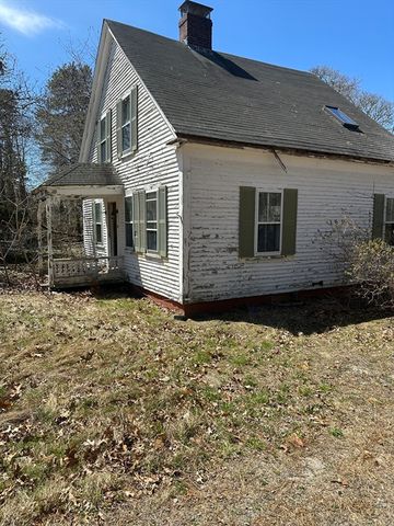 85 Telegraph Rd, Dennis, MA 02639