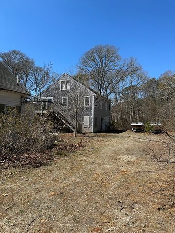 85 Telegraph Rd, Dennis, MA 02639