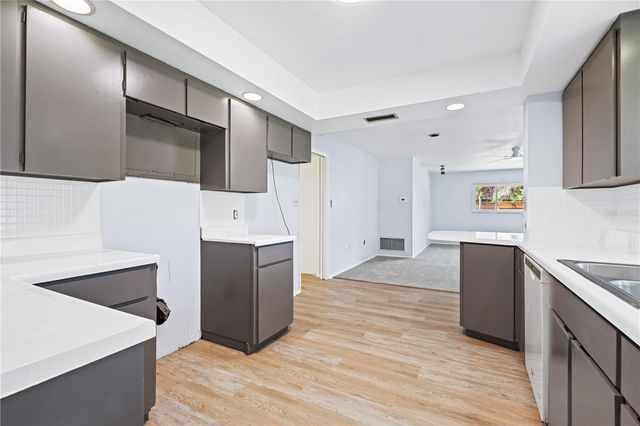 3733 MALEC CIRCLE, Sarasota, FL 34233
