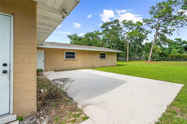 3733 MALEC CIRCLE, Sarasota, FL 34233