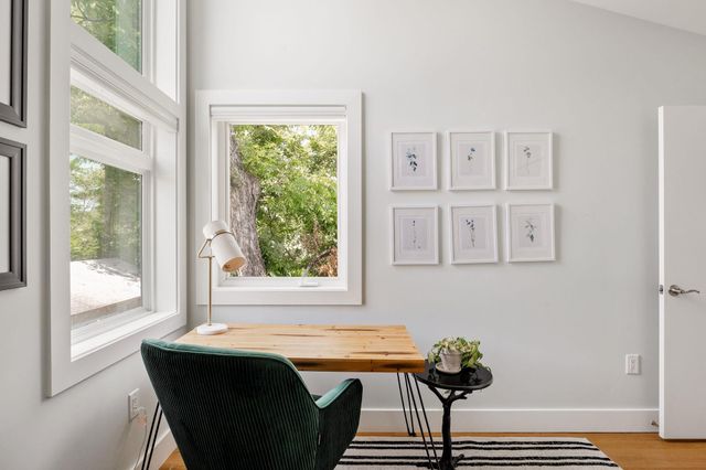 2211 Canterbury ST, Austin, TX 78702