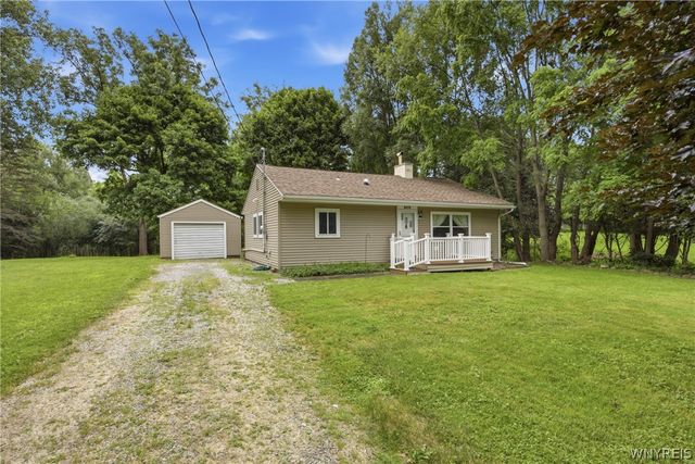 4875 Meadowbrook Road, Clarence, NY 14221