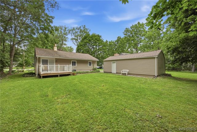 4875 Meadowbrook Road, Clarence, NY 14221