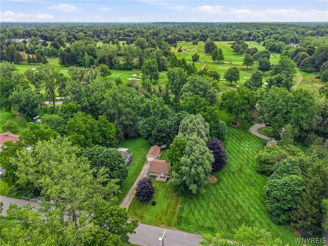 4875 Meadowbrook Road, Clarence, NY 14221