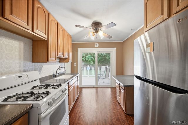 4875 Meadowbrook Road, Clarence, NY 14221
