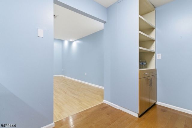 308 Passaic Ave 215, Harrison Town, NJ 07029